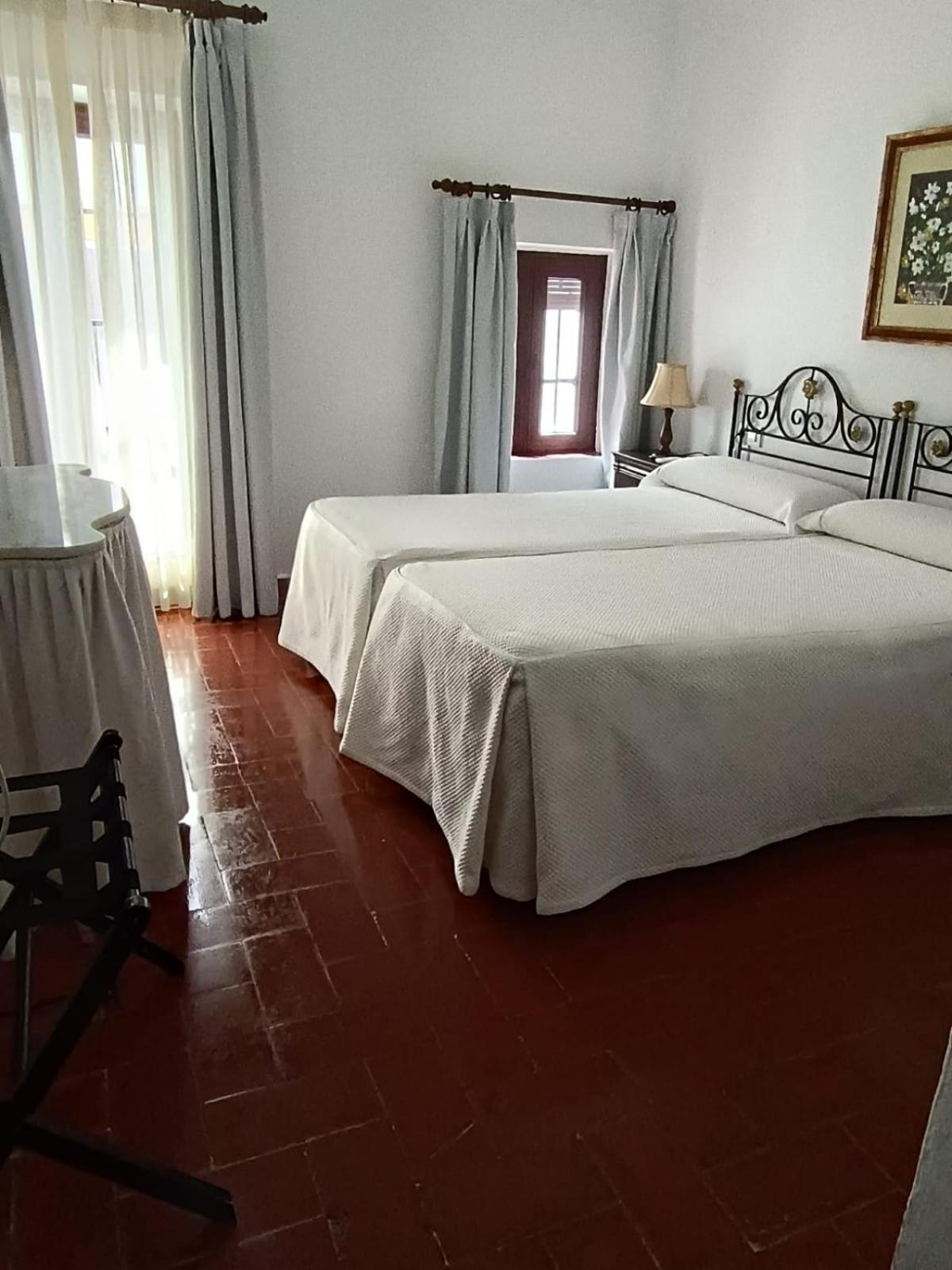 Hostal Gran Capitan Chipiona Dış mekan fotoğraf