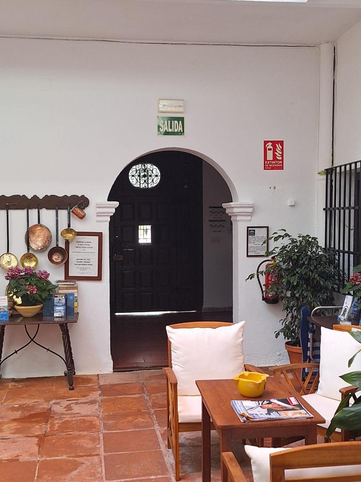 Hostal Gran Capitan Chipiona Dış mekan fotoğraf
